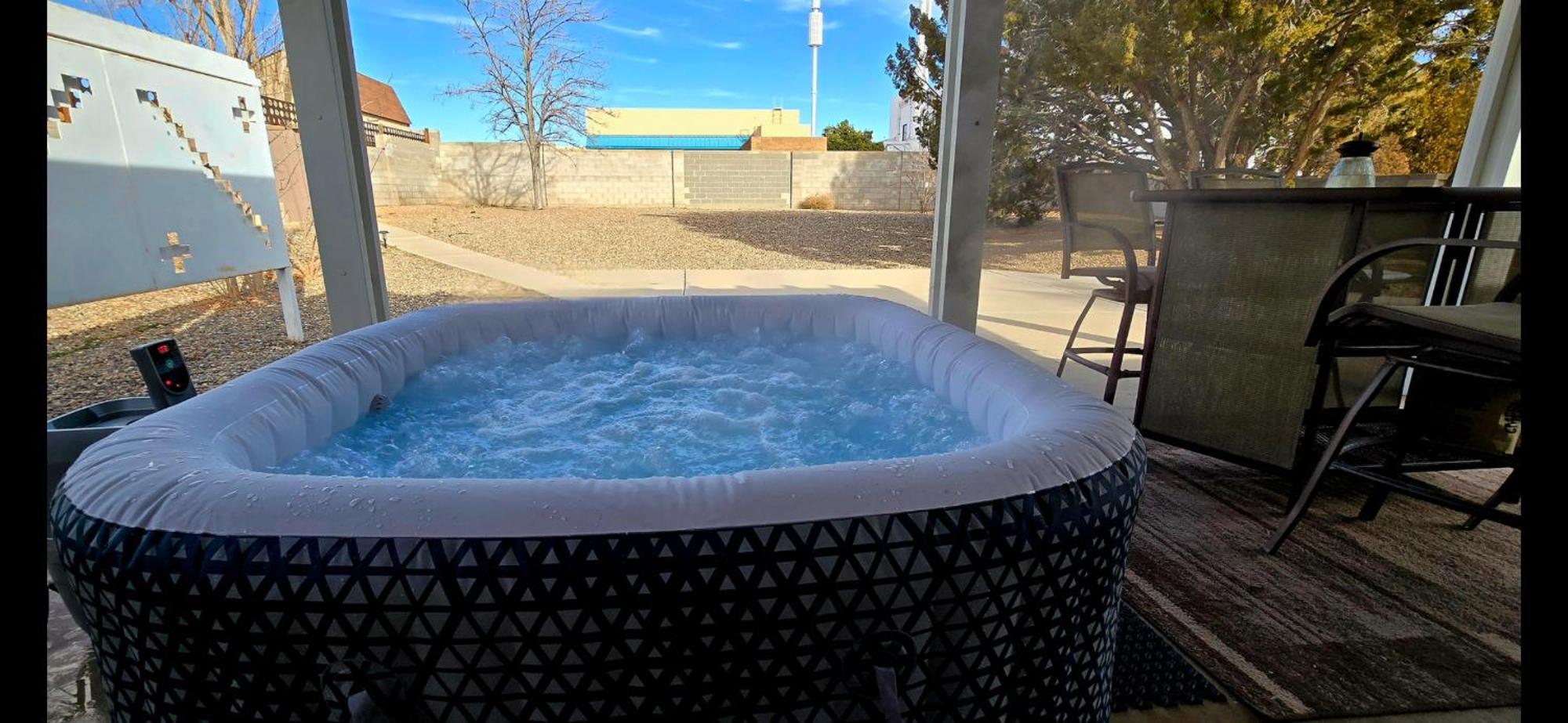 Hot Air Balloon Haven, King Bed, Office, Foosball, Crib Hébergement de vacances *